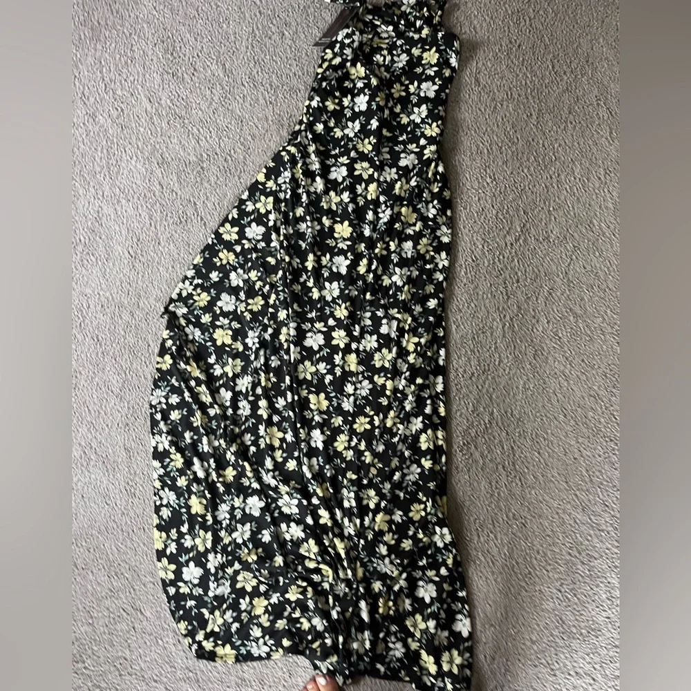 NO BOUNDARIES DRESS - Picture 2 of 5